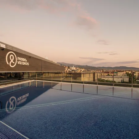 By Pierre & Ξενοδοχείο 4*