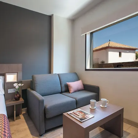 Ξενοδοχείο By Pierre & Γρανάδα