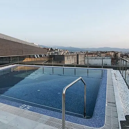 Hotel By Pierre & 4*
