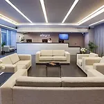 By Pierre & Hotel Granada