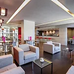 Hotel By Pierre &