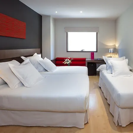 By Pierre & 4* Granada