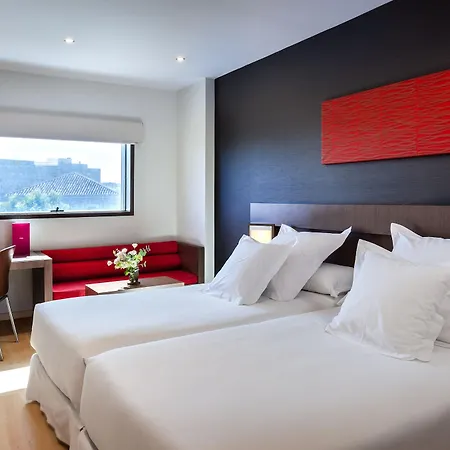 By Pierre & Hotel