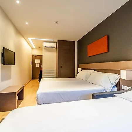 By Pierre & Hotel