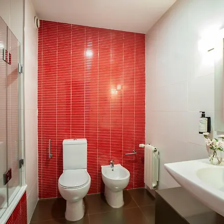 Hotel By Pierre &