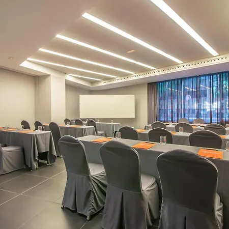 By Pierre & 4* Granada