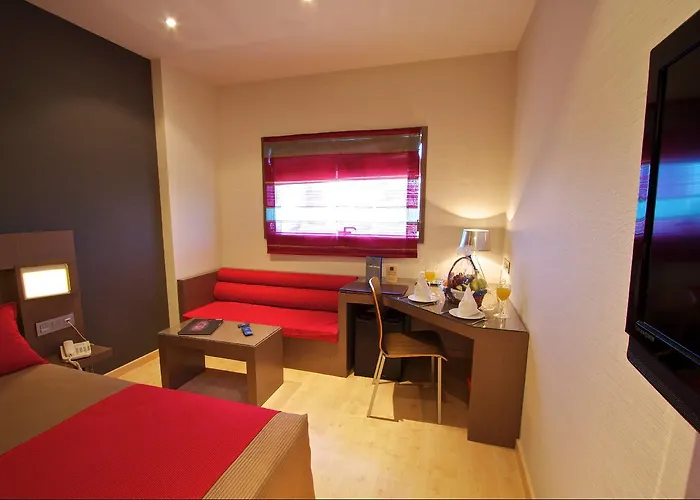 Otel By Pierre & 4*